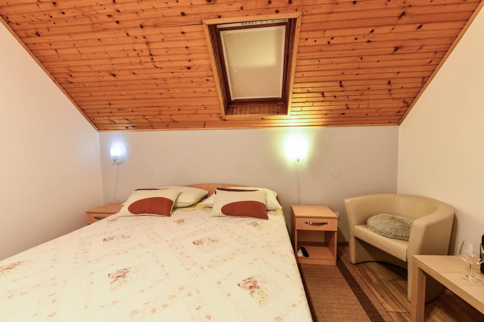 Apartment & Rooms Luketic Rastovača Esterno foto
